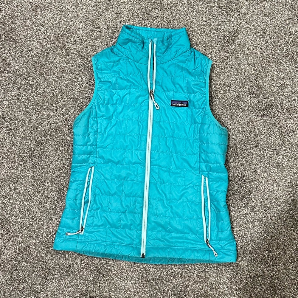 Patagonia Aqua Blue Quilted Vest